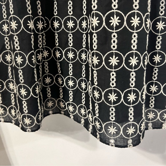 Max Studio embroidered maxi dress, size medium, worn once - Picture 6 of 6